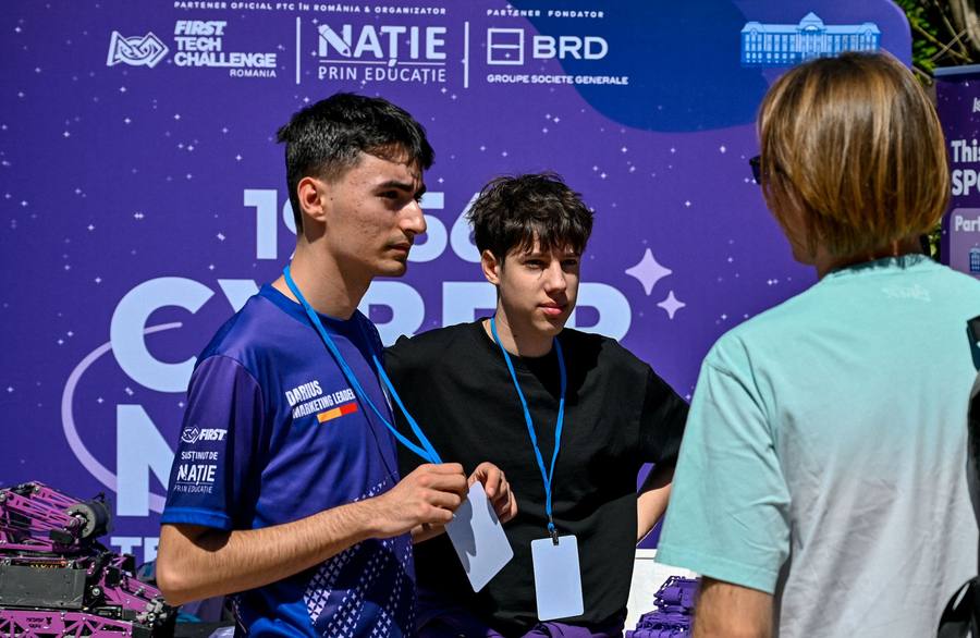 Robotics team at the FIRST Tech Challenge Romania stand