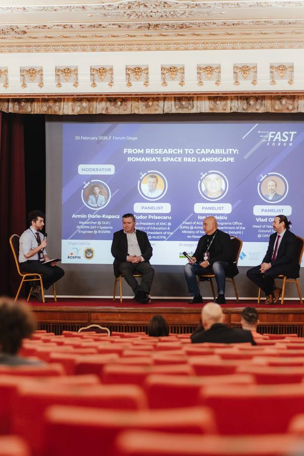 Panel From Research to Capability: Romania's space R&D landscape, on the Forum Stage